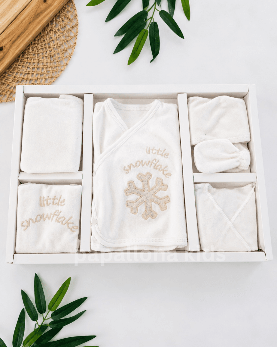 Lot naissance 7 pièces Little Snowflake en velours