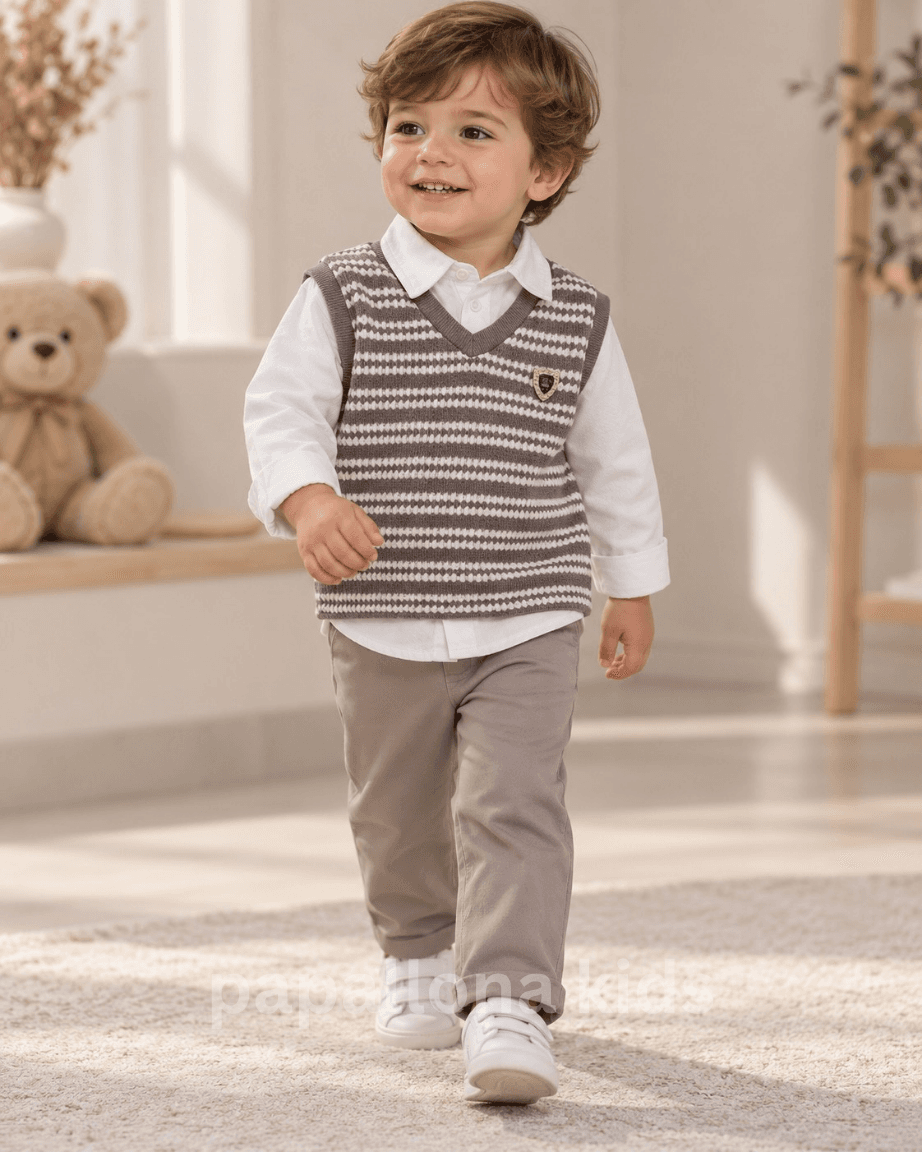 Ensemble garçon classique 3 pièces avec gilet en tricot — 2