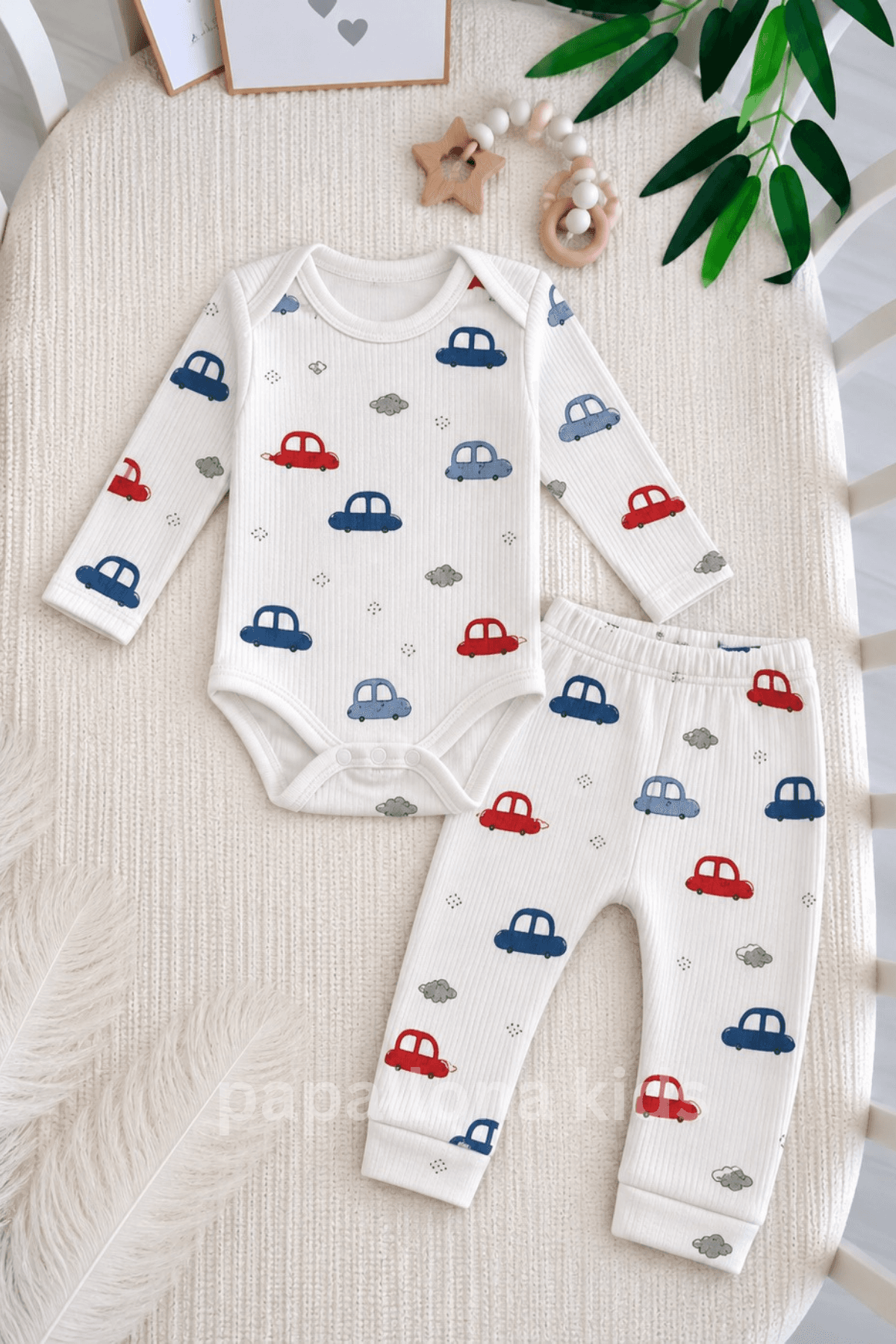 Ensemble bébé 2 pièces imprimé voitures — 2