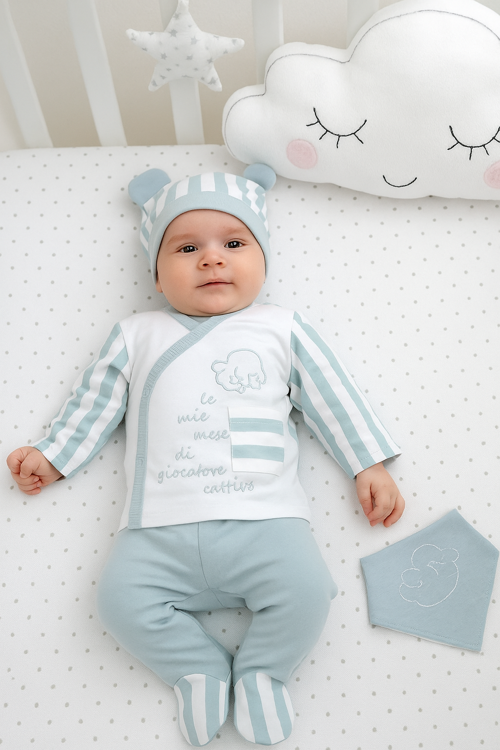 طقم بيبي فاخر – يجمع بين الراحة والنعومة والأناقة