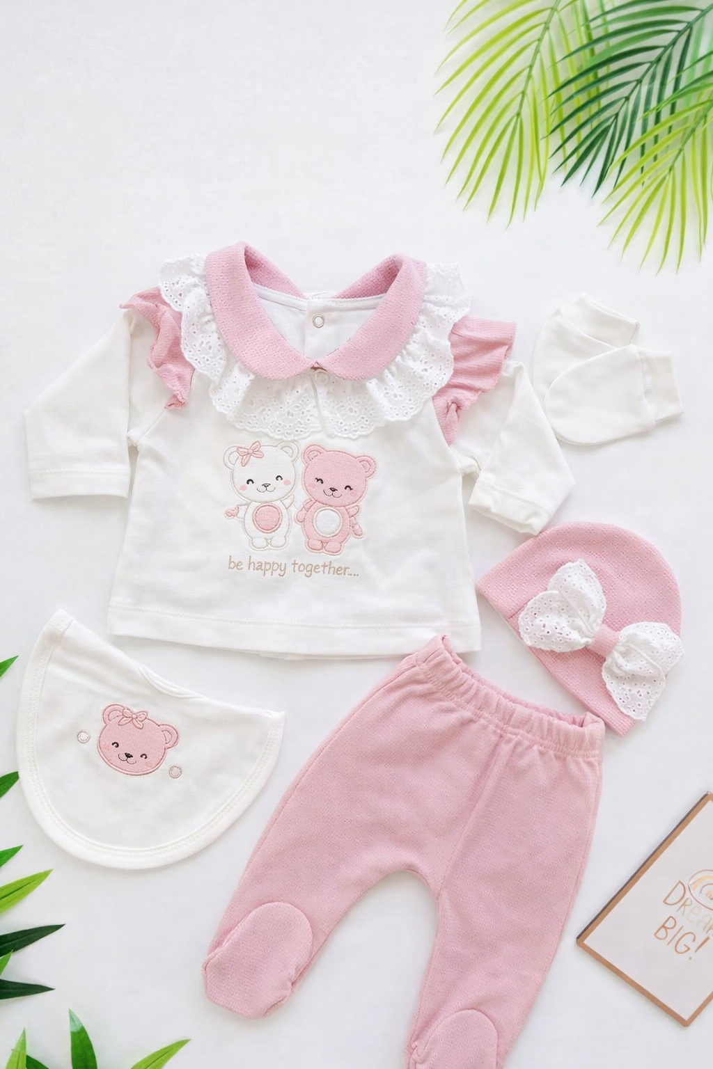 طقم بيبي فاخر – مثالي للهدايا أو خروجة المستشفى