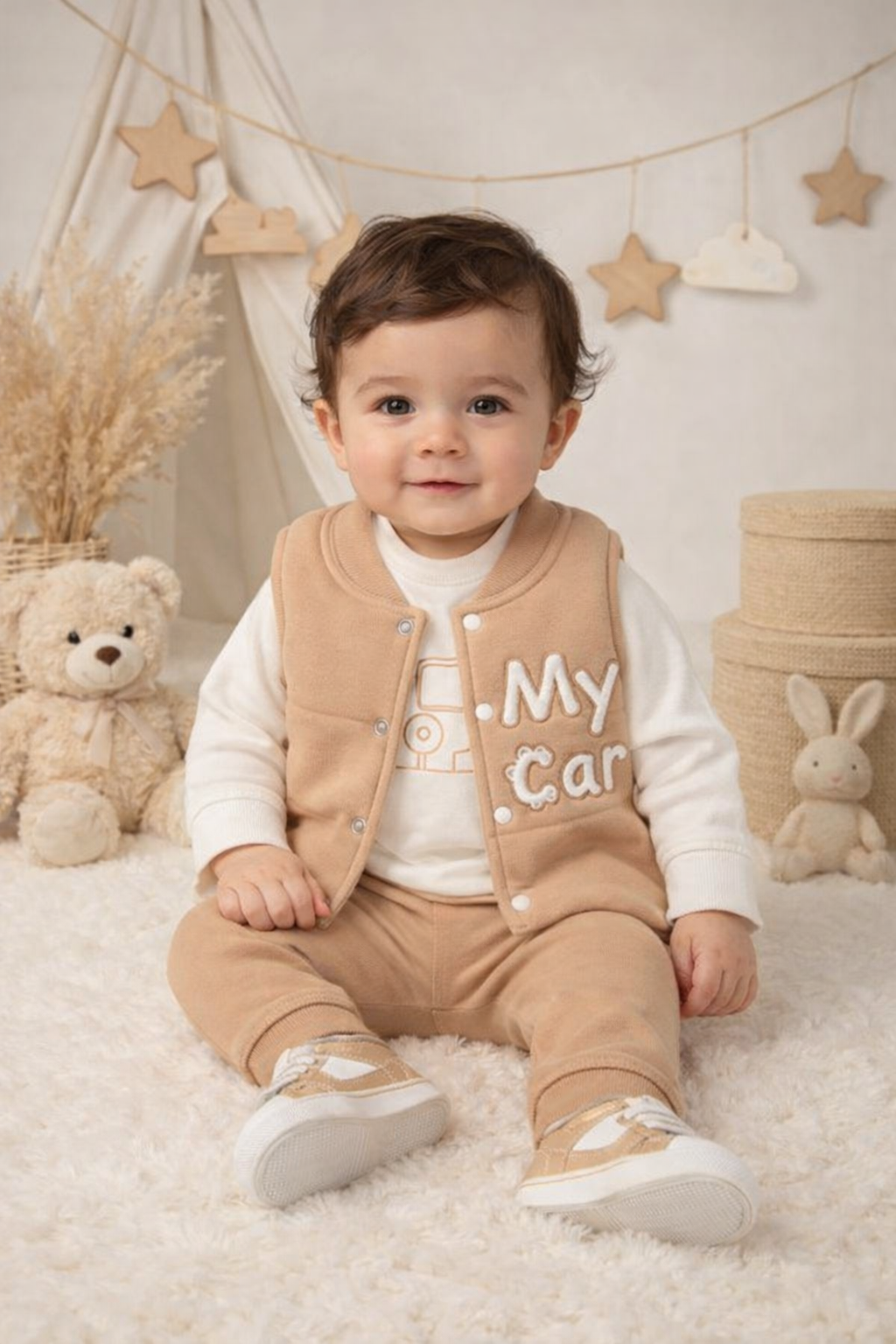 طقم شتوي 3 قطع – سترة مبطنة وبنطال مريح بتصميم عصري