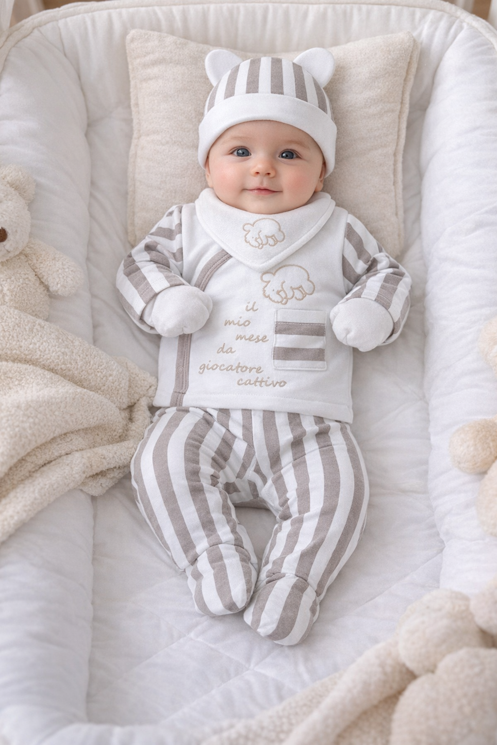 طقم بيبي فاخر – يجمع بين الراحة والنعومة والأناقة