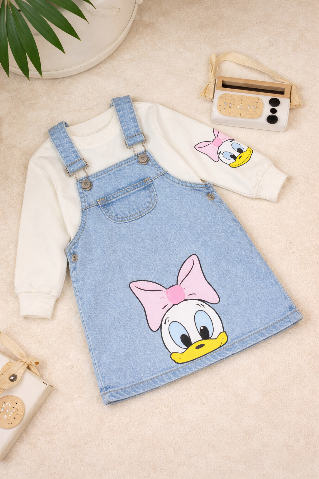 طقم بناتي مكوّن من قطعتين