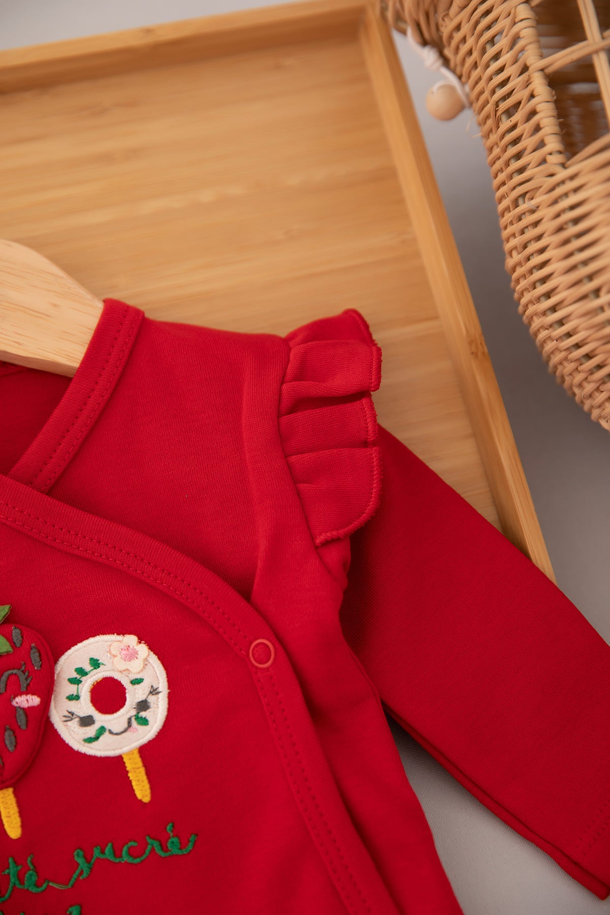 طقم 5 قطع لحديثي الولادة للبنات الرضع من 0-3 شهور