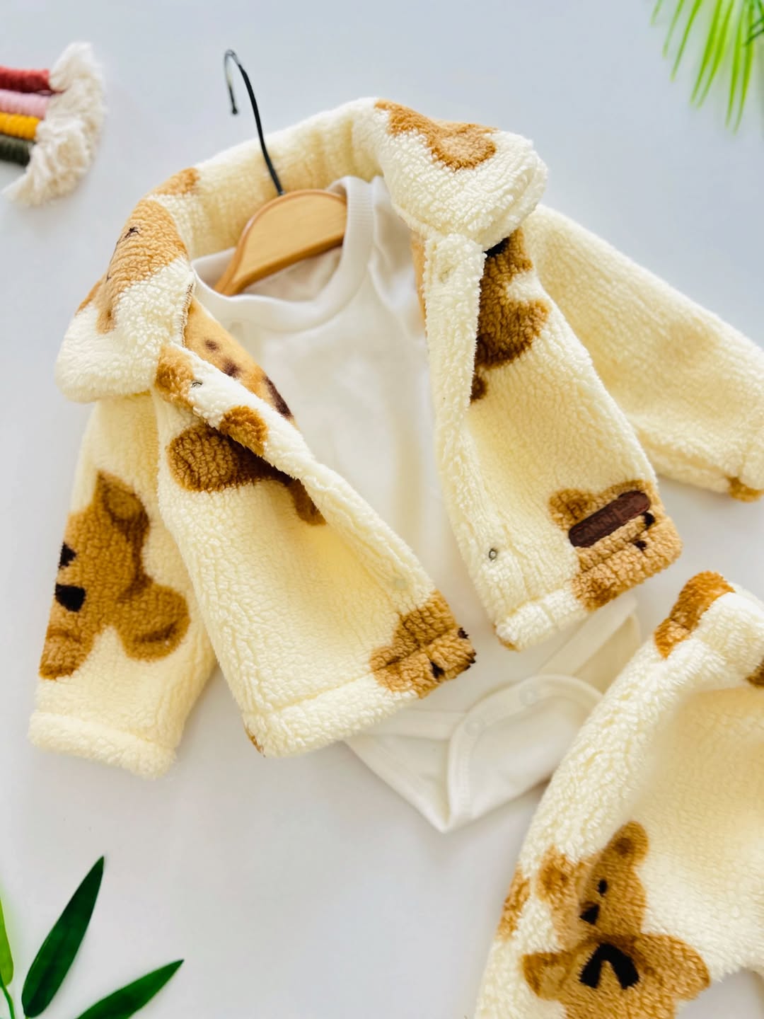 🧸 طقم شتوي دافئ بتصميم دبدوب لطيف للأطفال