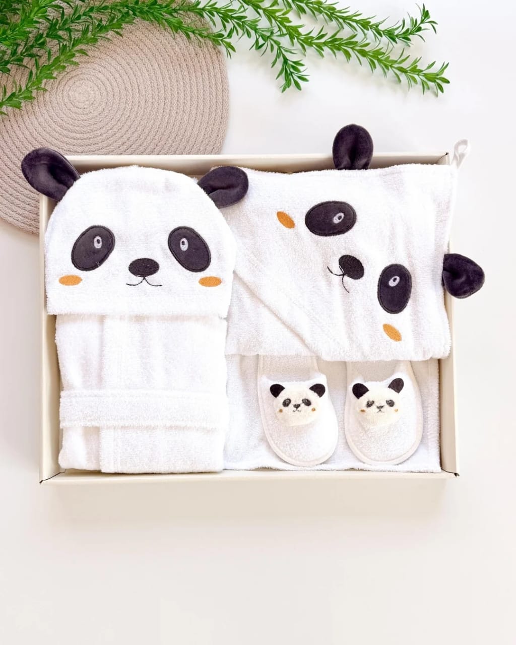 طقم استحمام أطفال باندا 🐼 3 قطع  - قطن فائق النعومة