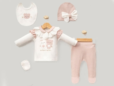 طقم بيبي فاخر – مثالي للهدايا أو خروجة المستشفى