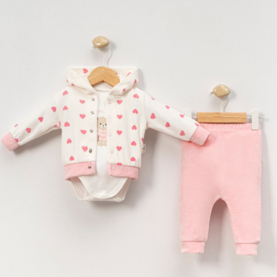 طقم بناتي من ثلاث قطع بطبعة قلوب ناعمة