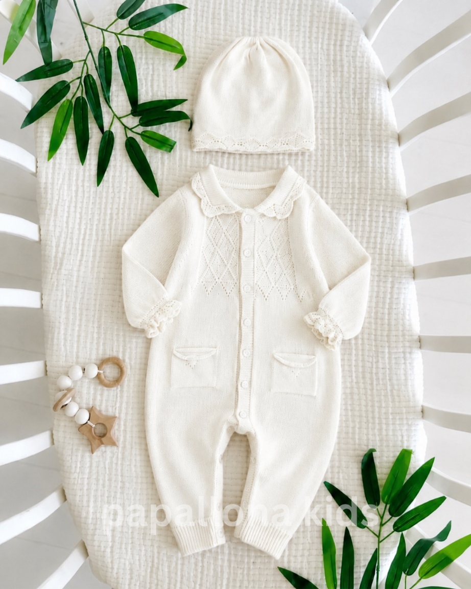 طقم مواليد بناتي وردي تريكو – أناقة دافئة بتفاصيل دانتيل ناعمة 🎀🌸 - Tricot