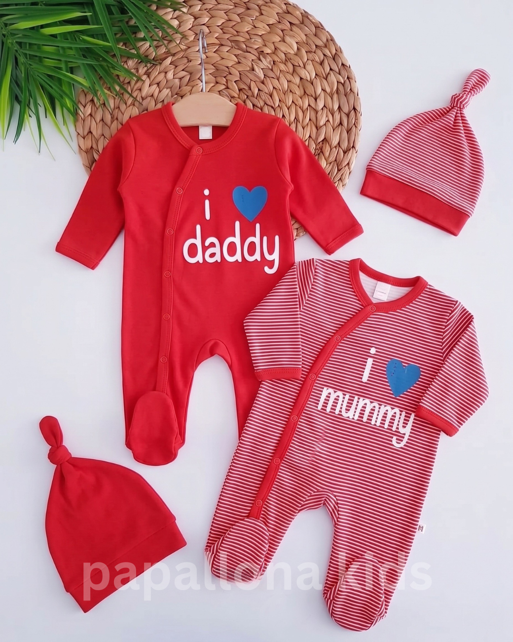 طقم مواليد قطني فاخر – تصميم Daddy & Mummy