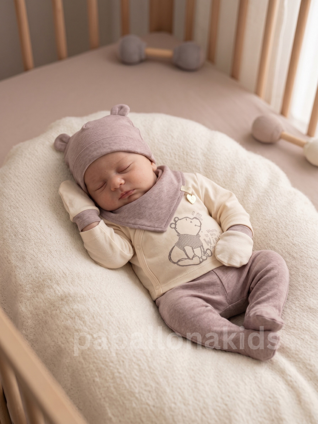🧵 Ensemble bébé 100 % coton imprimé Winnie l'Ourson – un modèle doux et confortable