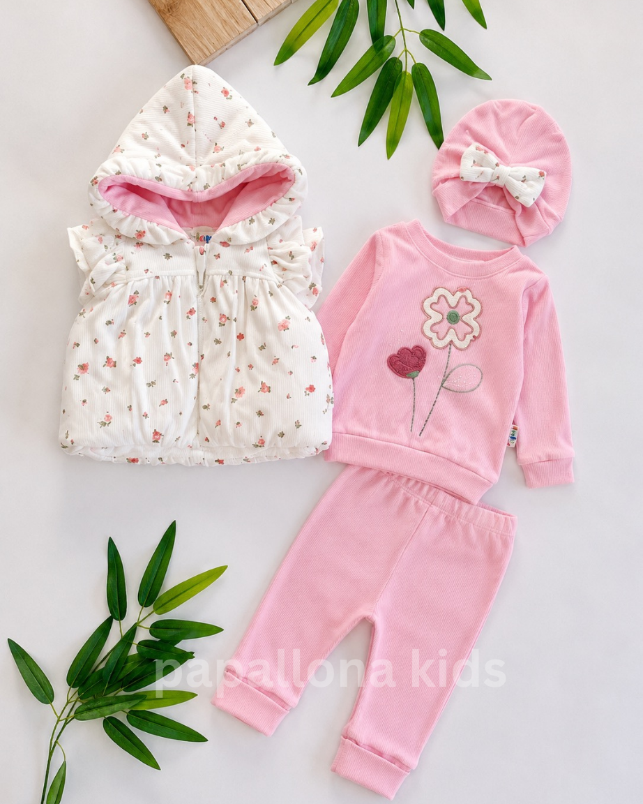 طقم بناتي 4 قطع مع جيليه – تصميم زهور أنيق وناعم 🌸🎀