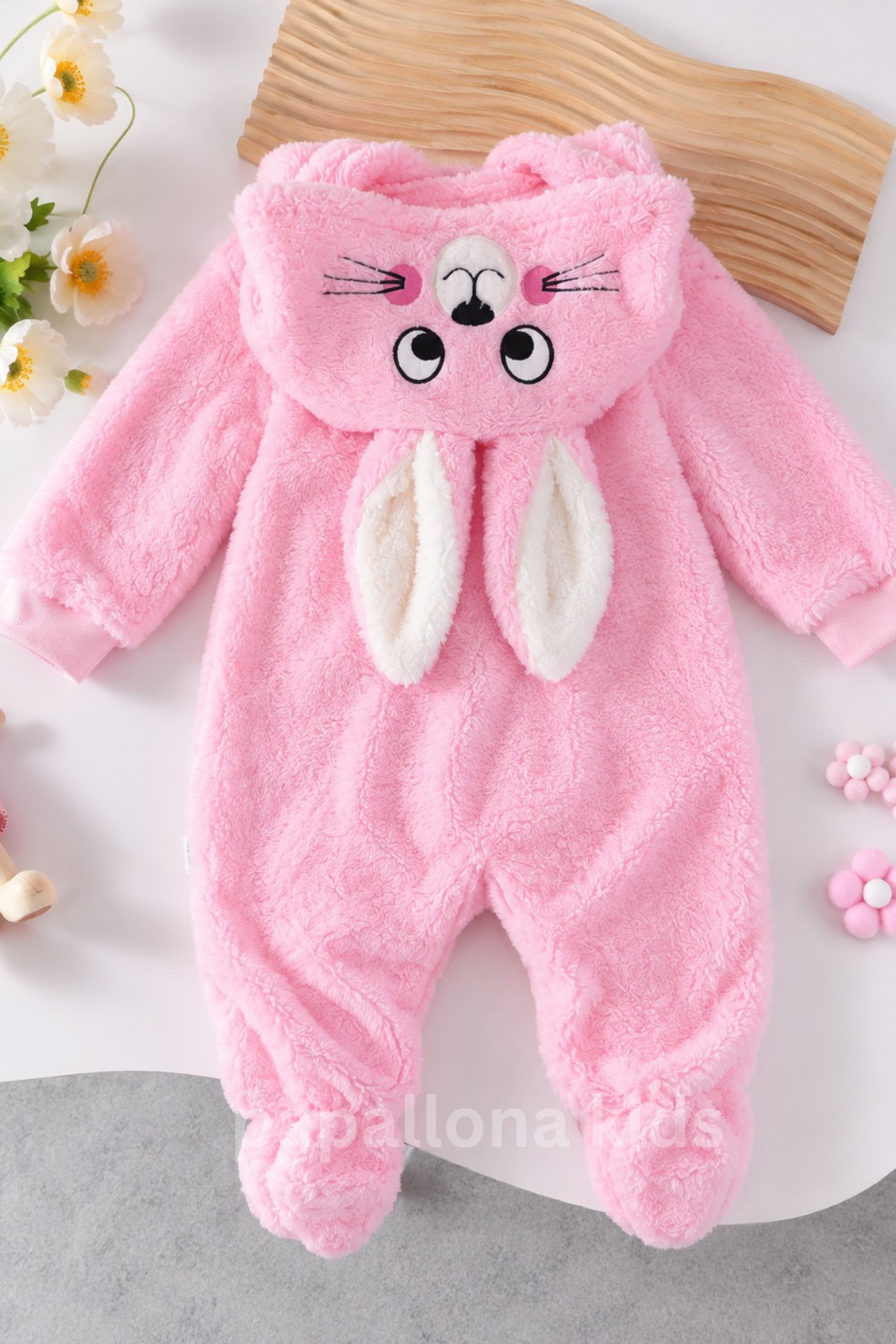 سالوبيت مواليد شتوي ناعم بتصميم الأرنب 🐰🎀 – دافئ ومريح