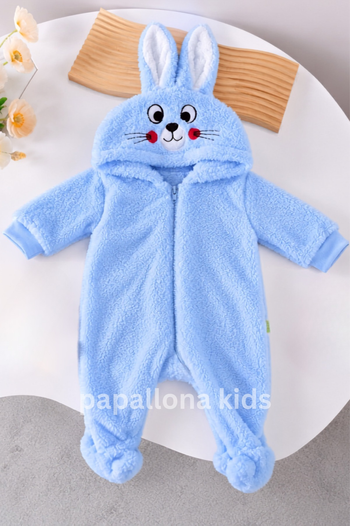 # سالوبيت مواليد شتوي فرو بتصميم الأرنب 🐰💙 – ناعم ودافئ ومريح